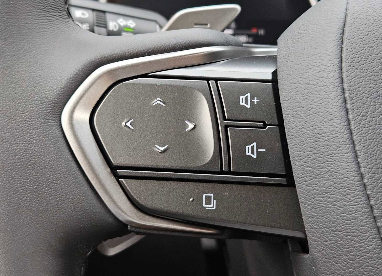 Used 2025 Lexus RX 350 Premium Plus w/ Convenience Package FWD image 19