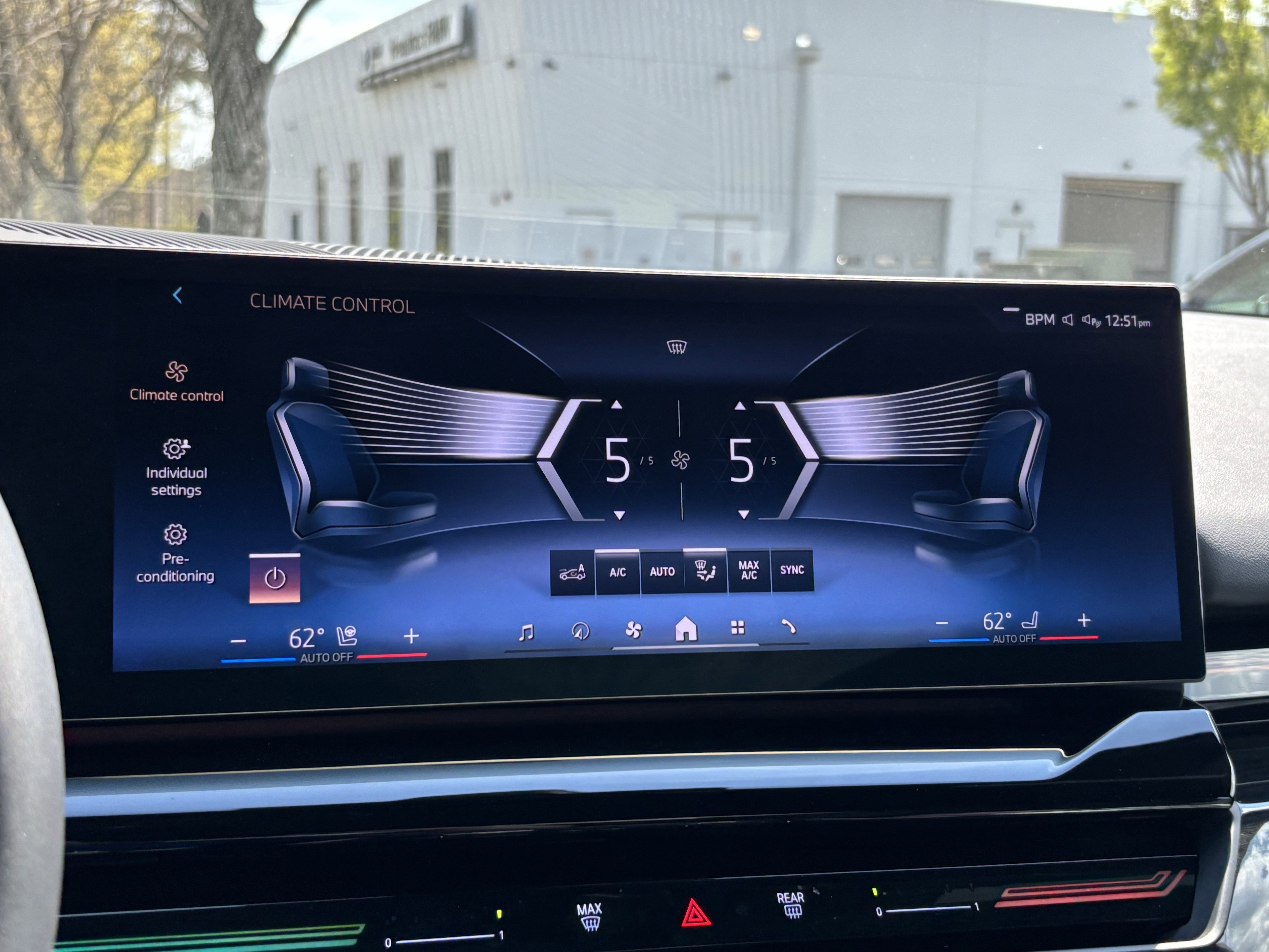 Certified 2026 BMW 530i image 30