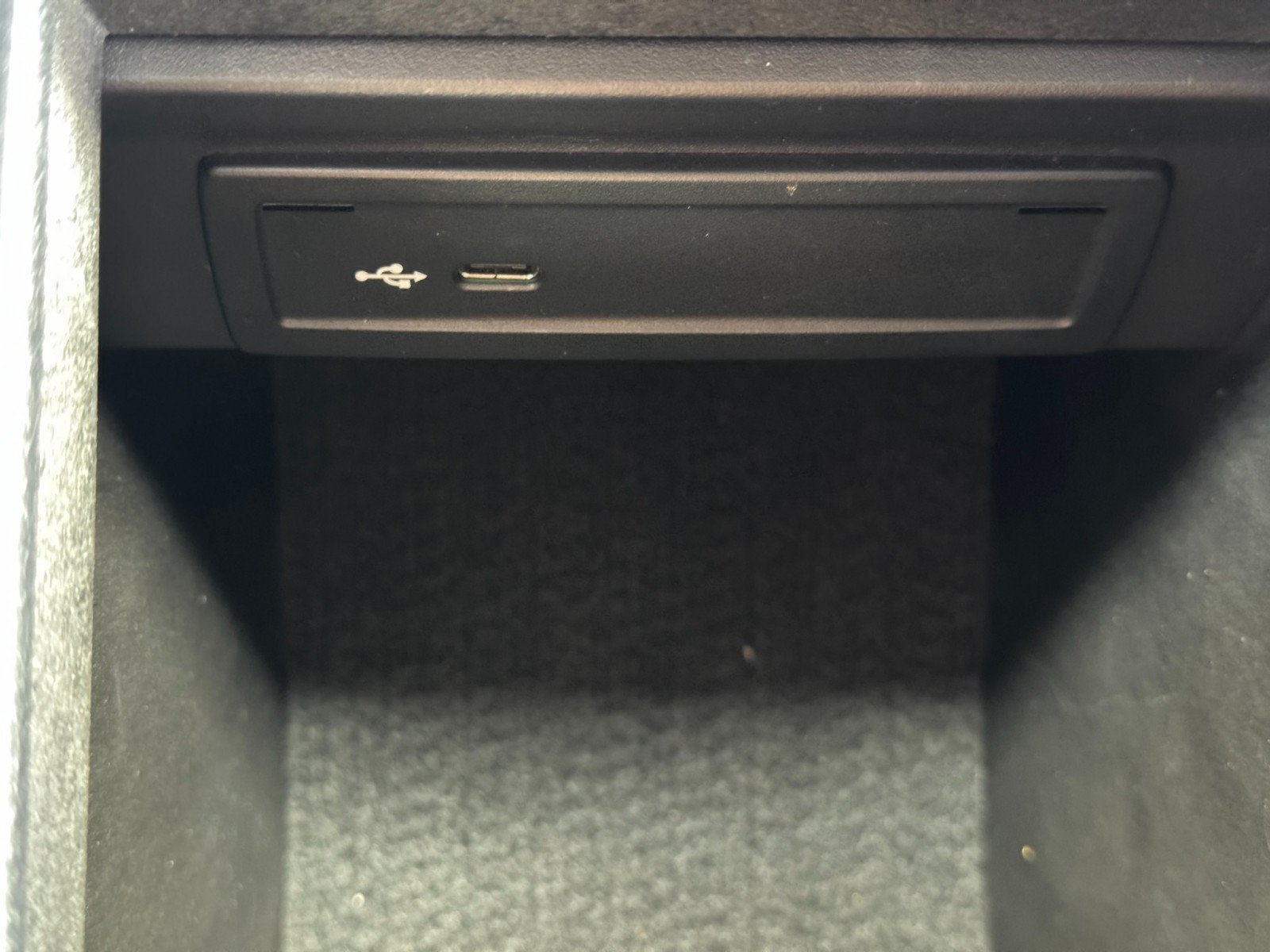 Used 2020 Mercedes-Benz A 220 w/ Premium Package image 32