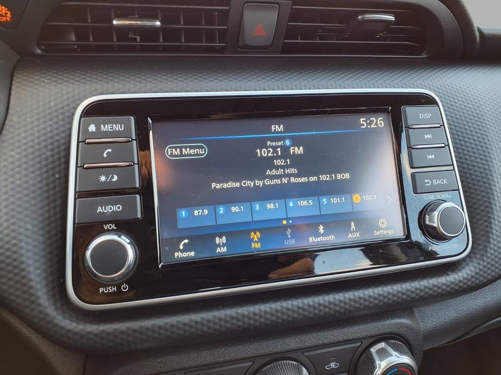 Used 2025 Nissan Kicks Play S FWD image 5
