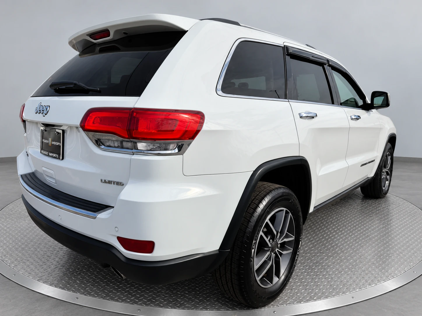 Used 2019 Jeep Grand Cherokee Limited w/ Luxury Group II AWD/4WD image 9