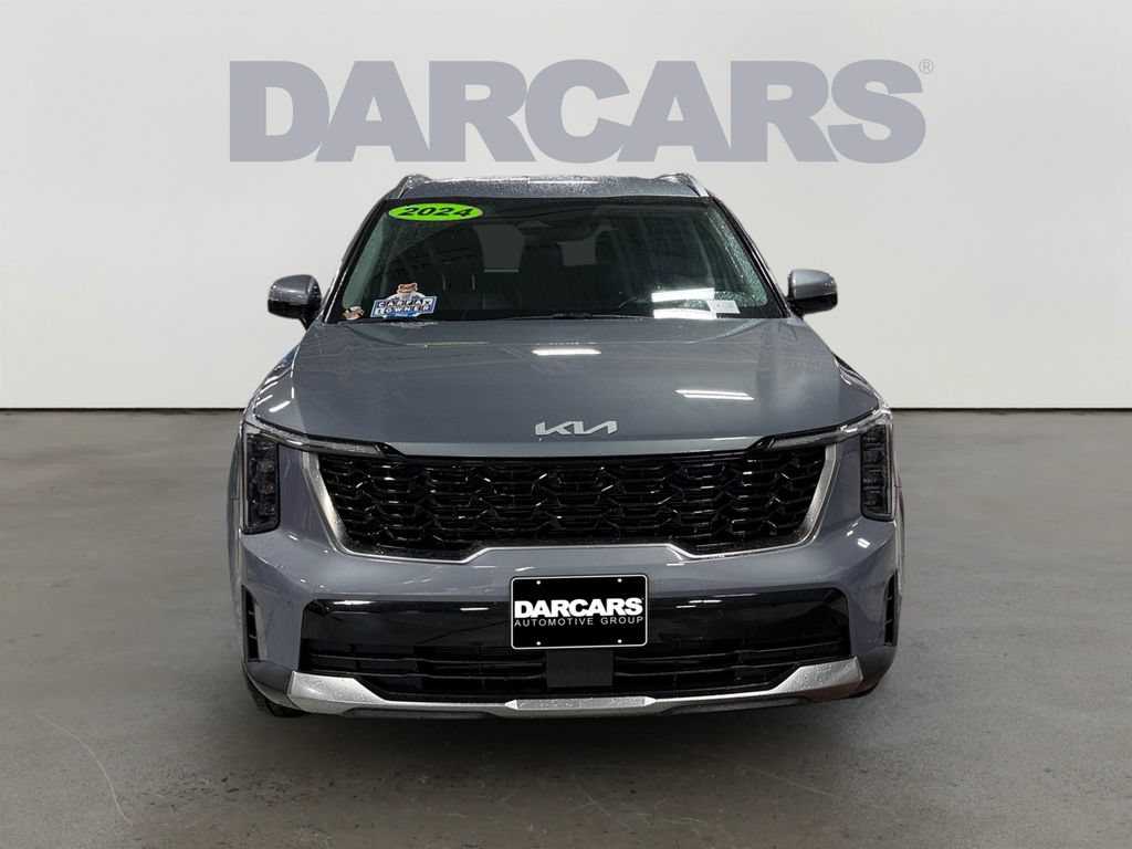 Used 2024 Kia Sorento S AWD/4WD image 2