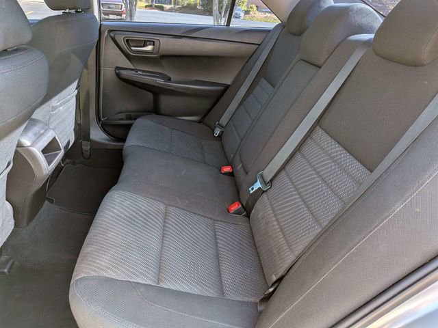 Used 2016 Toyota Camry LE FWD image 13