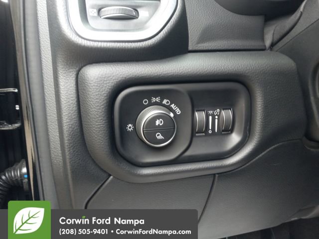 Used 2020 RAM 3500 Laramie image 13