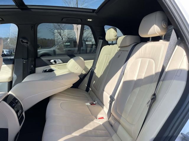 Used 2020 BMW X5 xDrive40i w/ Convenience Package image 16