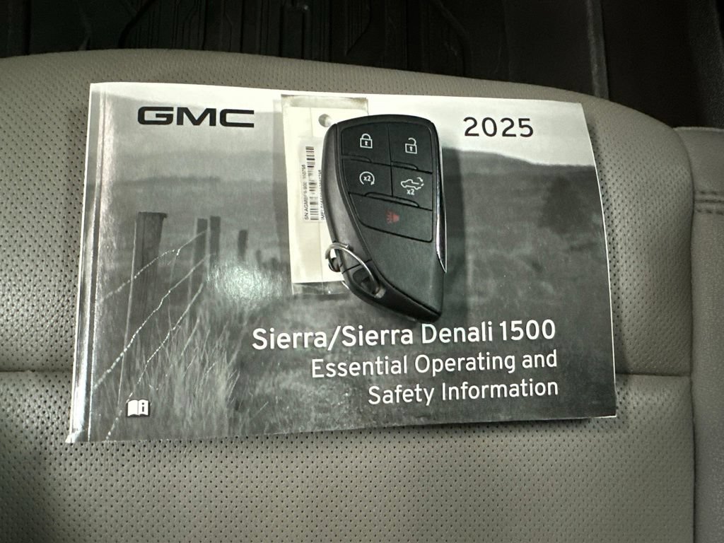 Used 2025 GMC Sierra 1500 SLT w/ SLT Premium Plus Package AWD/4WD image 38
