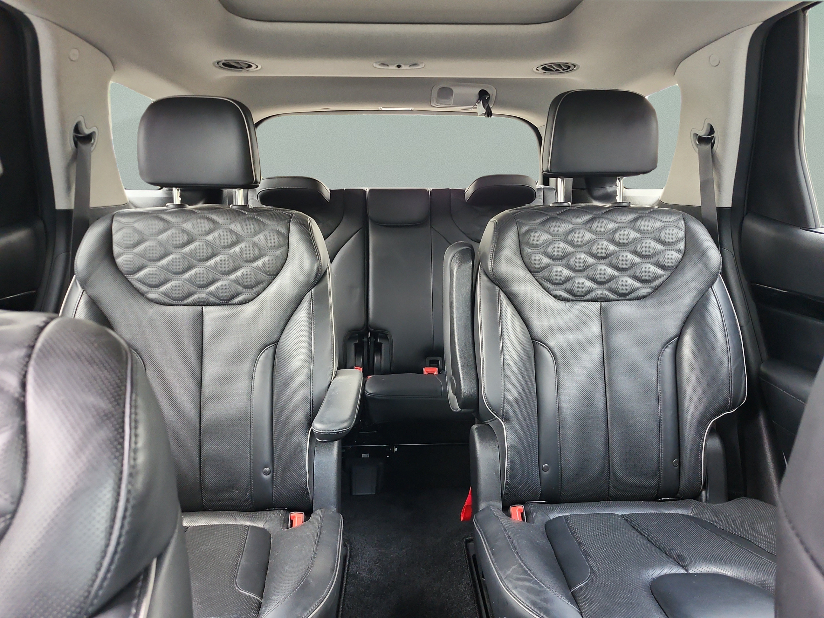 Certified 2021 Hyundai Palisade Limited FWD image 17