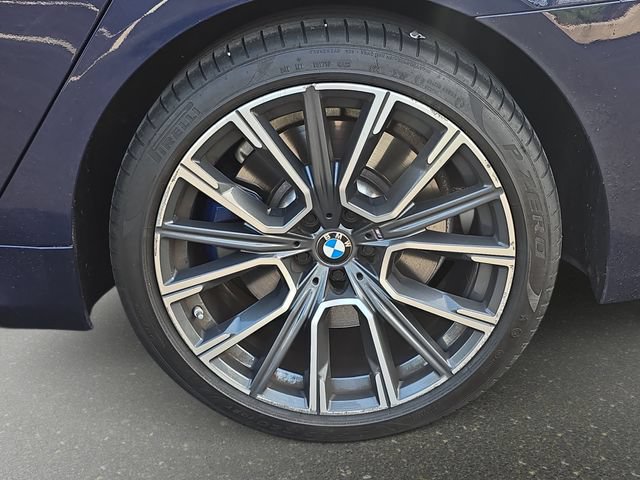 Used 2022 BMW 750i xDrive w/ Autobahn Package AWD/4WD image 35