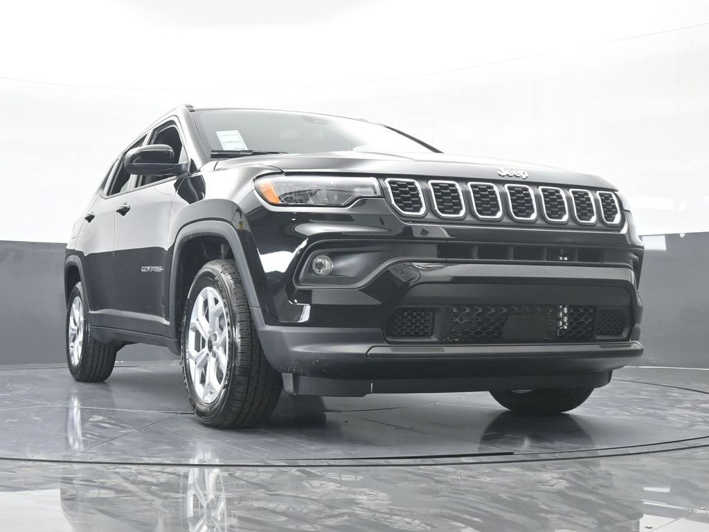 Used 2026 Jeep Compass Latitude AWD/4WD image 57