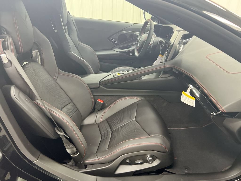 New 2027 Chevrolet Corvette Z06 w/ Stealth Interior Trim Package RWD image 22