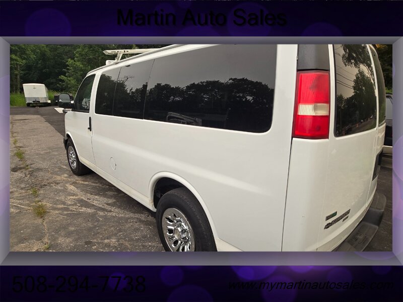 Used 2010 Chevrolet Express 1500 AWD w/ Power Package image 6