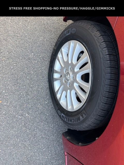 Used 2010 Toyota Sienna XLE image 12