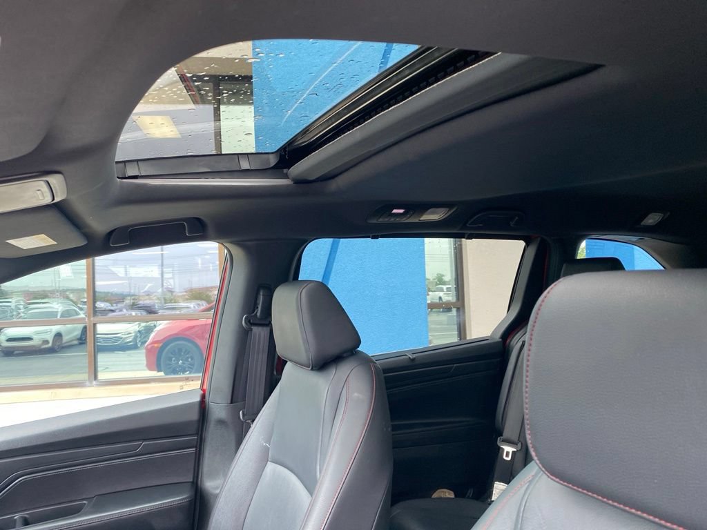 Used 2025 Honda Odyssey Sport-L image 6