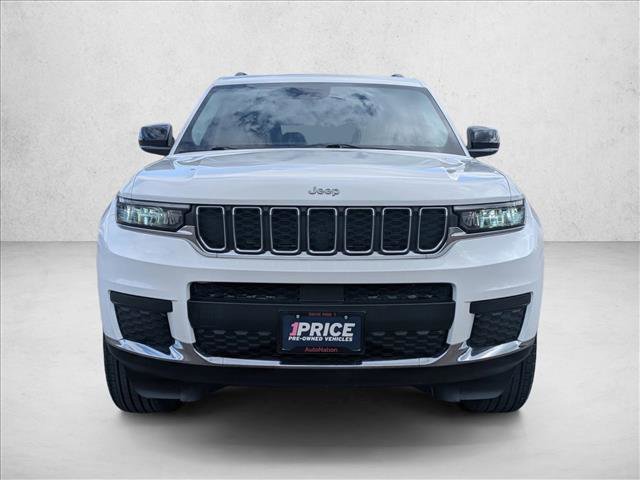 Used 2023 Jeep Grand Cherokee L Laredo AWD/4WD image 2