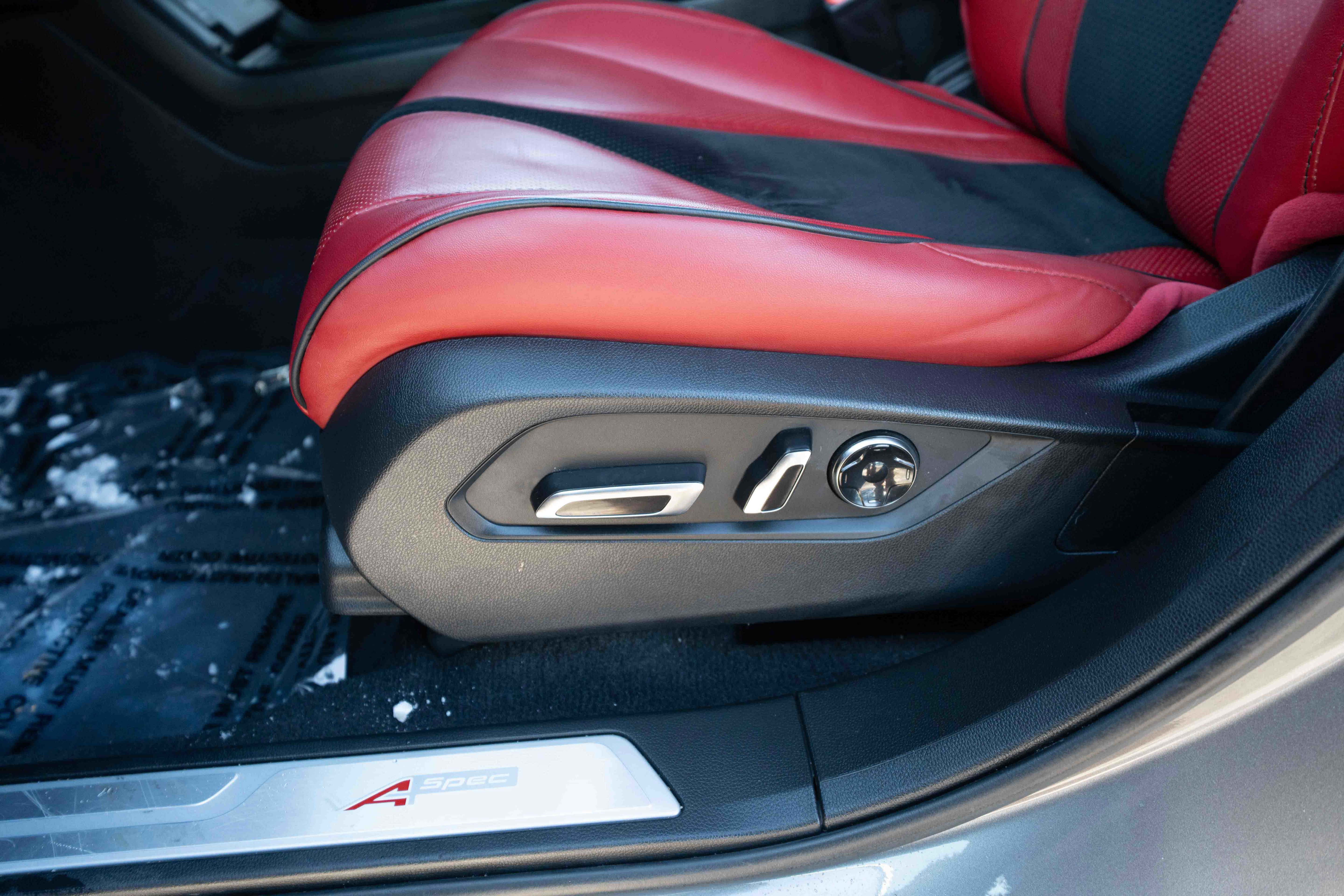 Used 2024 Acura RDX A-Spec image 12