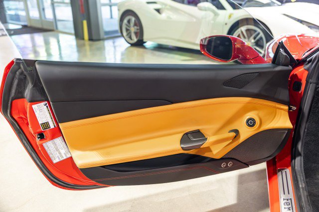 Used 2016 Ferrari 488 GTB RWD image 29