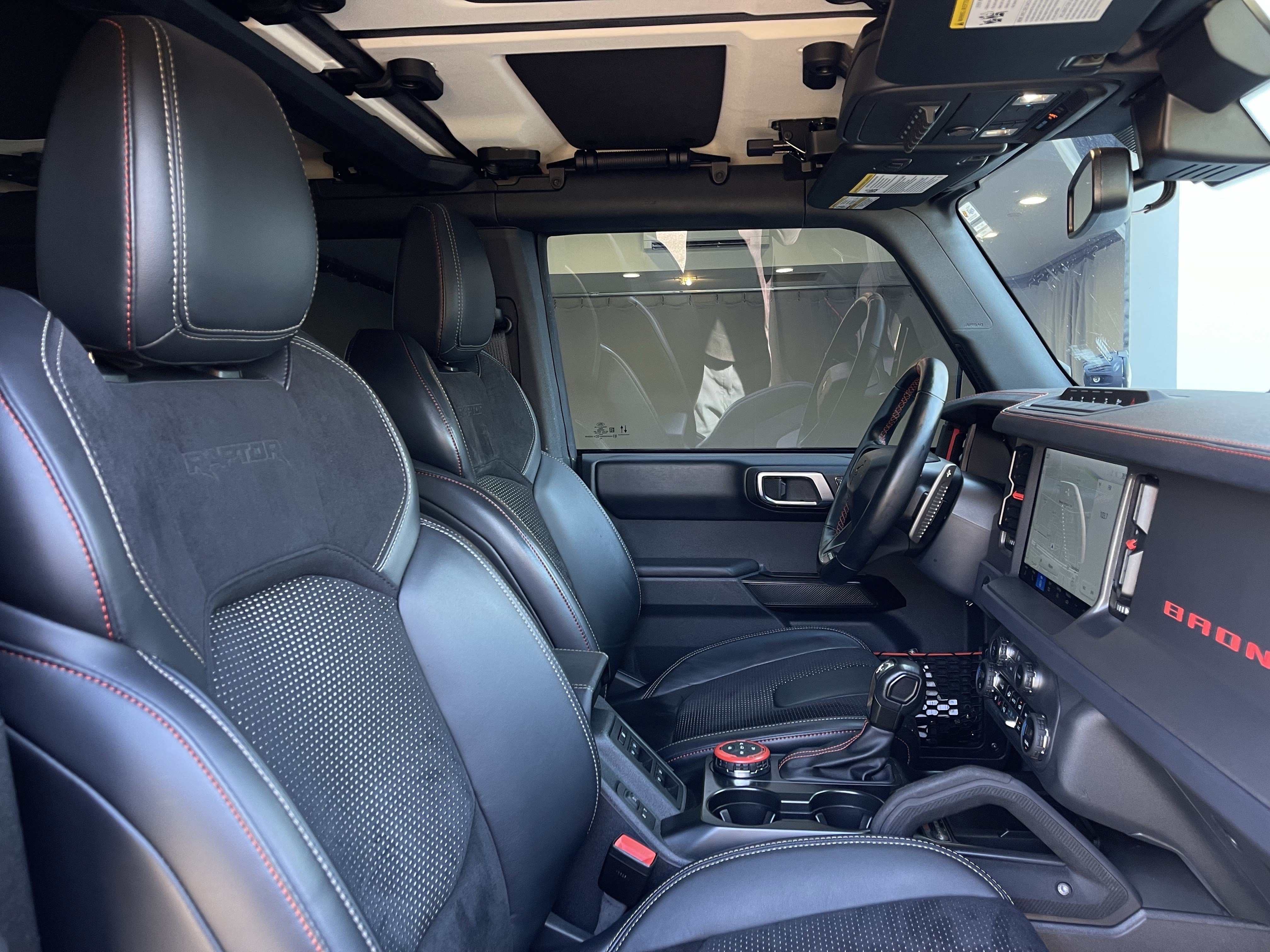 Used 2025 Ford Bronco Raptor AWD/4WD image 15