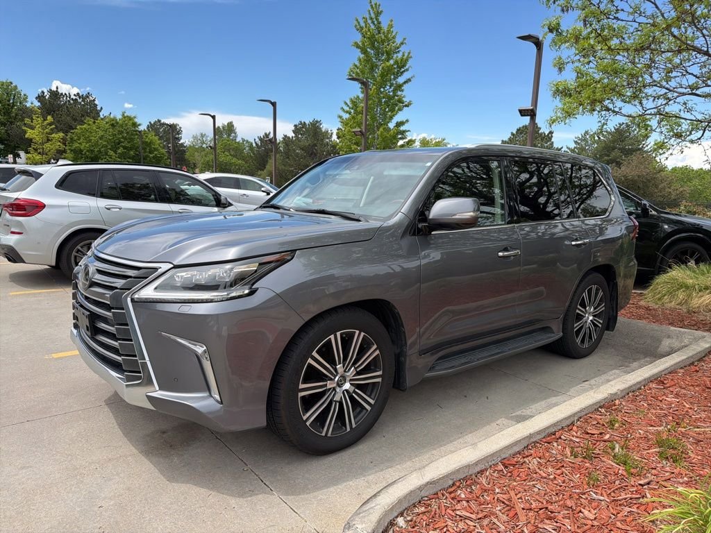 Used 2019 Lexus LX 570 4WD w/ Luxury Package image 1