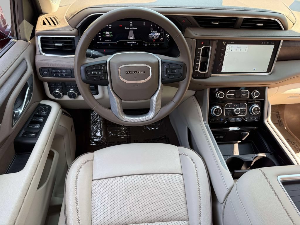 Used 2024 GMC Yukon XL Denali w/ Max Trailering Package AWD/4WD image 4