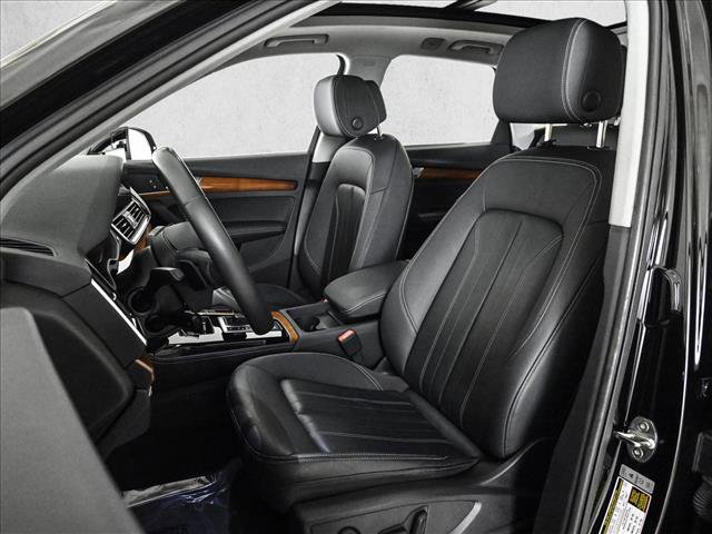 Used 2023 Audi Q5 2.0T Premium Plus w/ Premium Plus Package AWD/4WD image 17