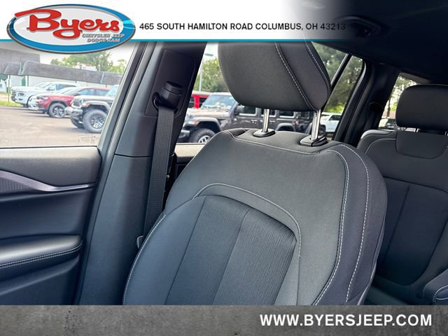 New 2025 Jeep Grand Cherokee L Laredo w/ Luxury Tech Group I image 25