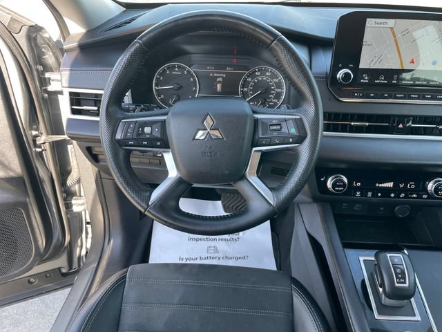 Used 2024 Mitsubishi Outlander SE AWD/4WD image 24