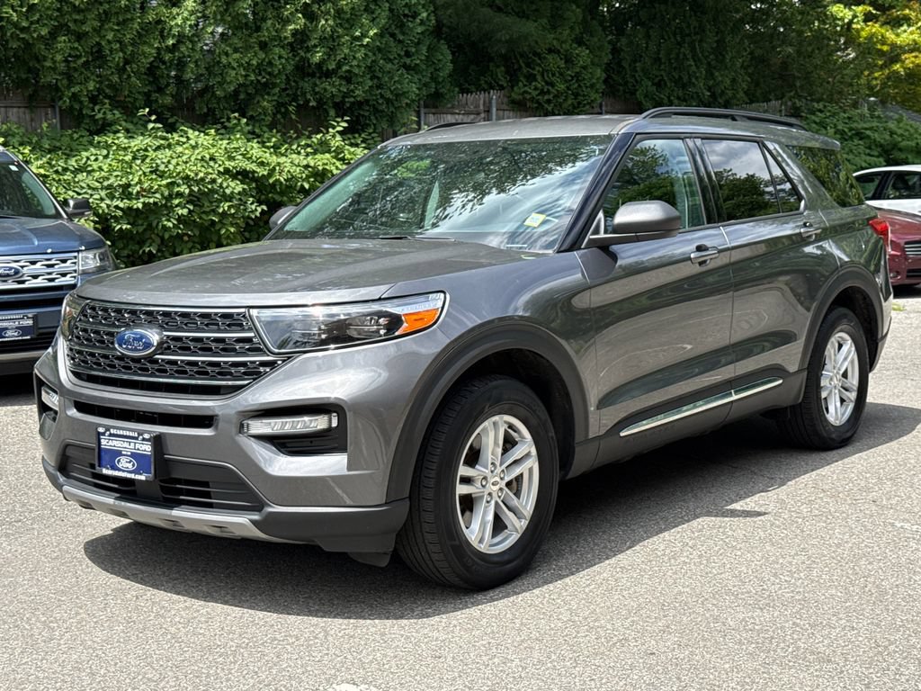 Used 2023 Ford Explorer XLT w/ Equipment Group 202A AWD/4WD image 7