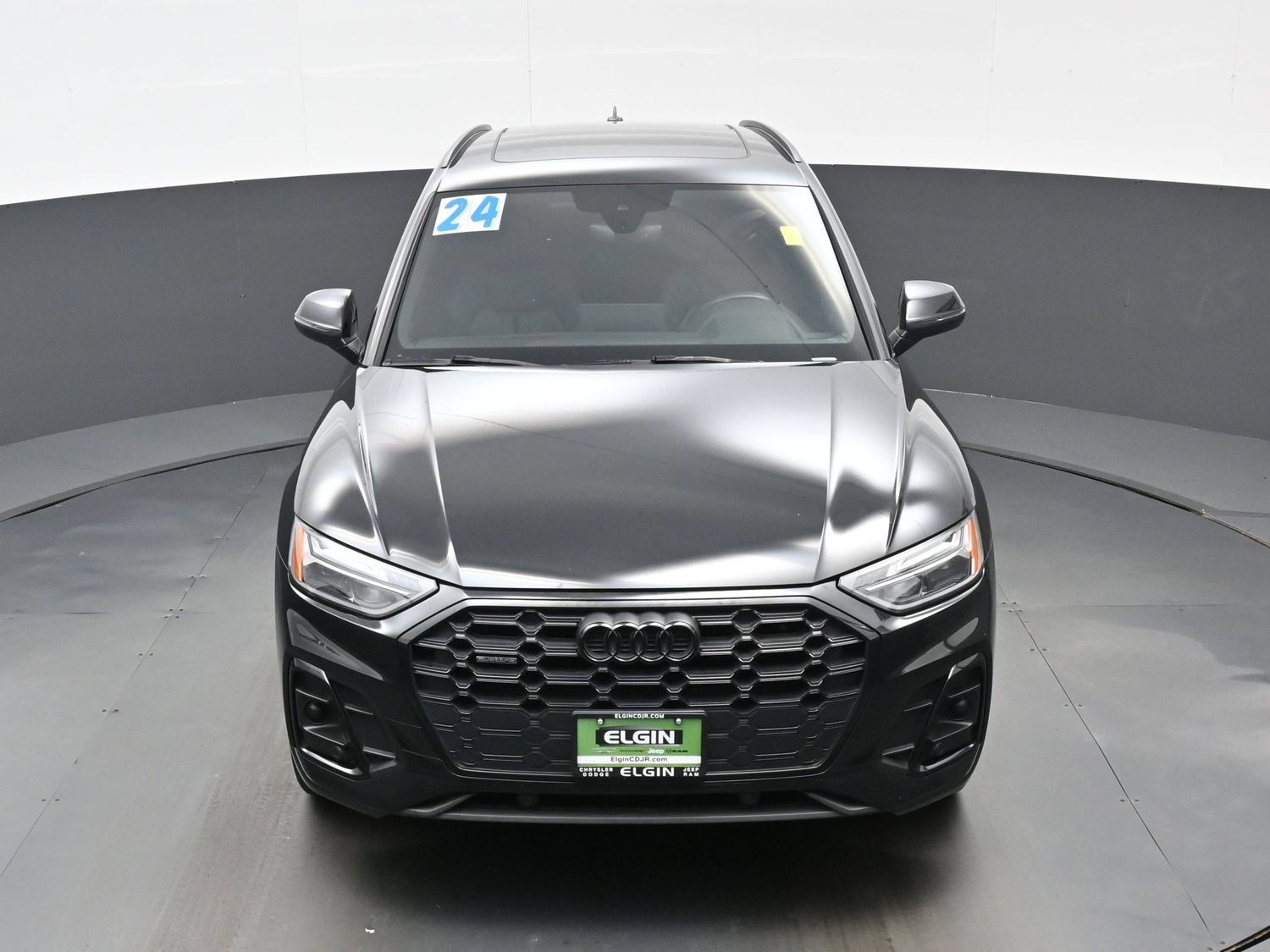 Used 2024 Audi Q5 2.0T Premium w/ Summer of Audi Package AWD/4WD image 43