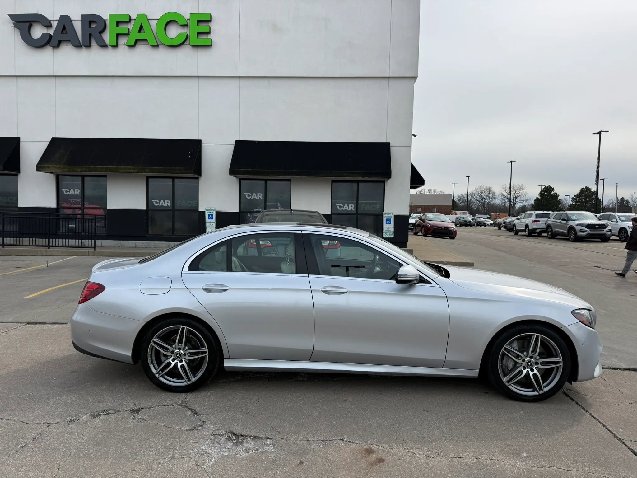 Used 2018 Mercedes-Benz E 300 image 17