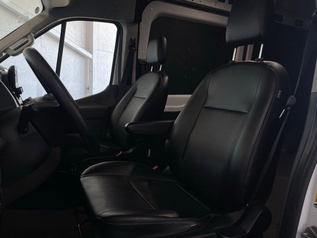 Used 2023 Ford Transit 250 Medium Roof AWD w/ Load Area Protection Package image 12