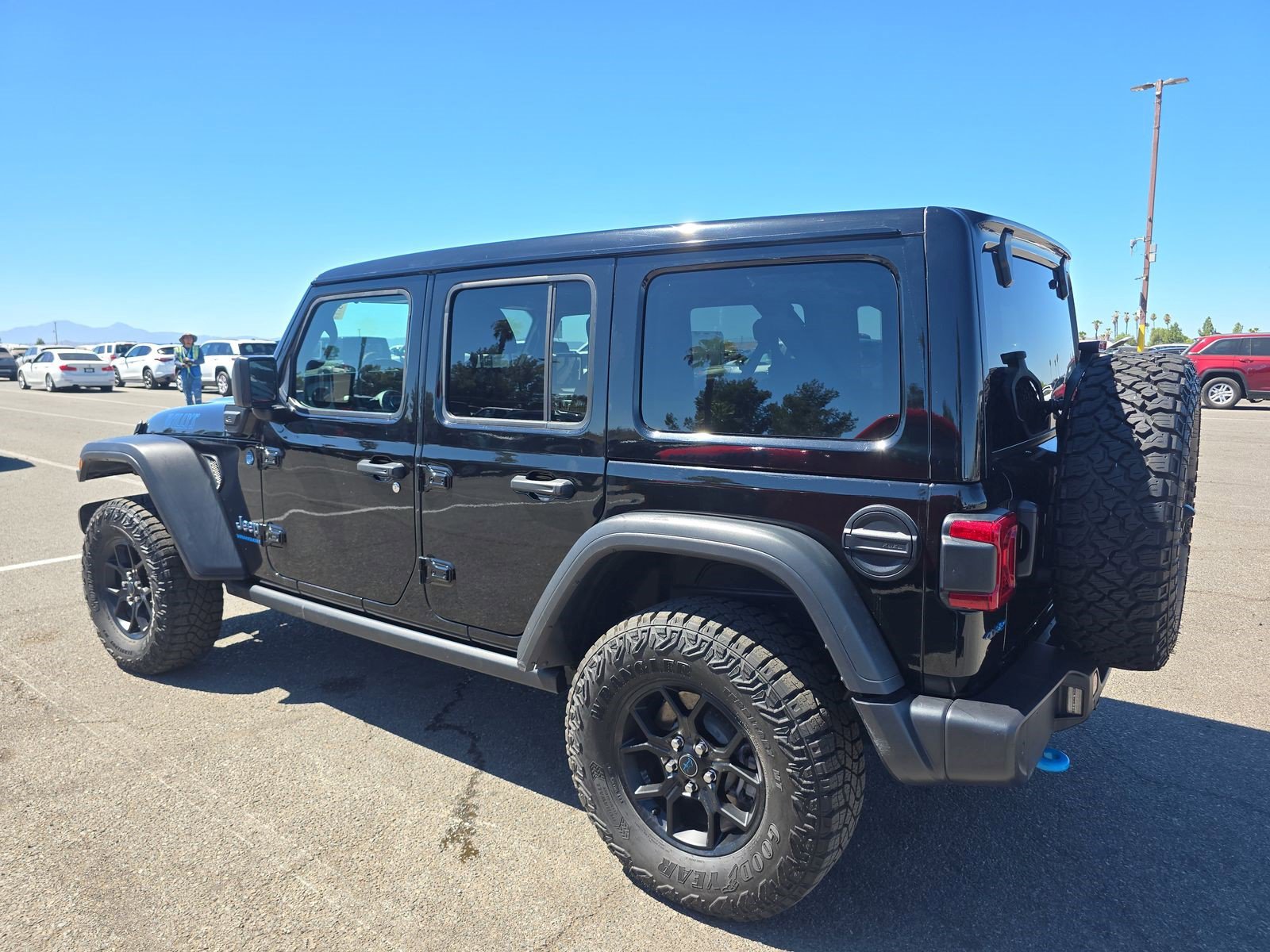 Used 2024 Jeep Wrangler Unlimited AWD/4WD image 6