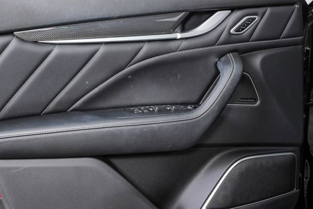 Certified 2022 Maserati Levante GT AWD/4WD image 8