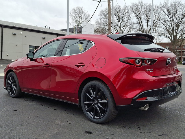 New 2026 MAZDA MAZDA3 Hatchback w/Premium Plus Pkg image 4