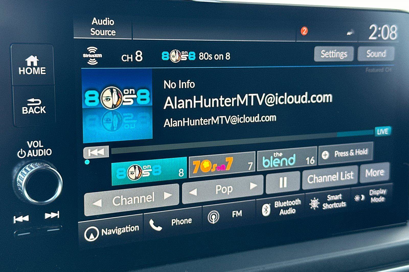 Certified 2025 Honda Pilot Black Edition image 18