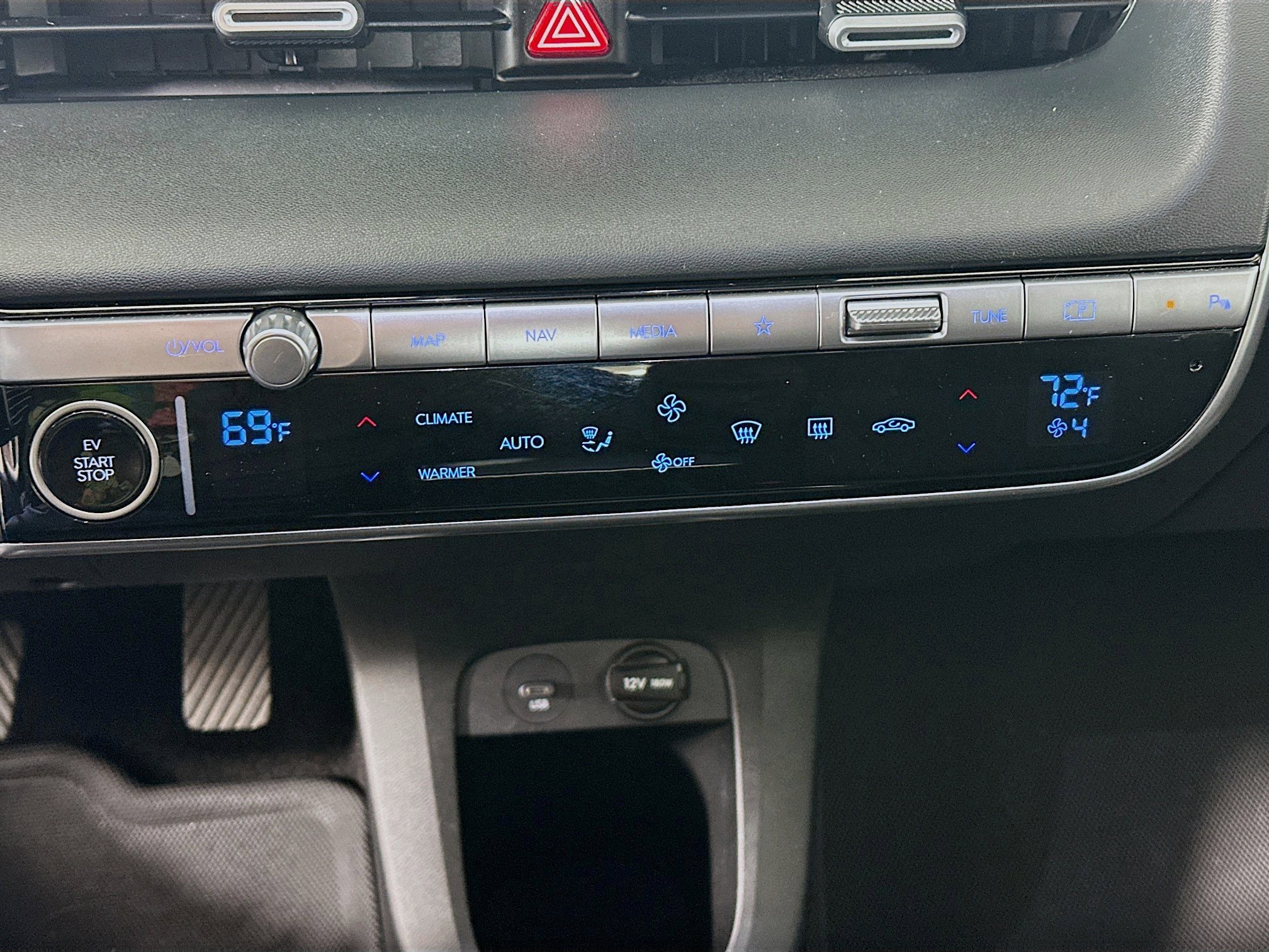 Used 2024 Hyundai Ioniq 5 SEL image 24