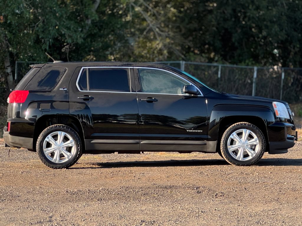 Used 2017 GMC Terrain SLE AWD/4WD image 8