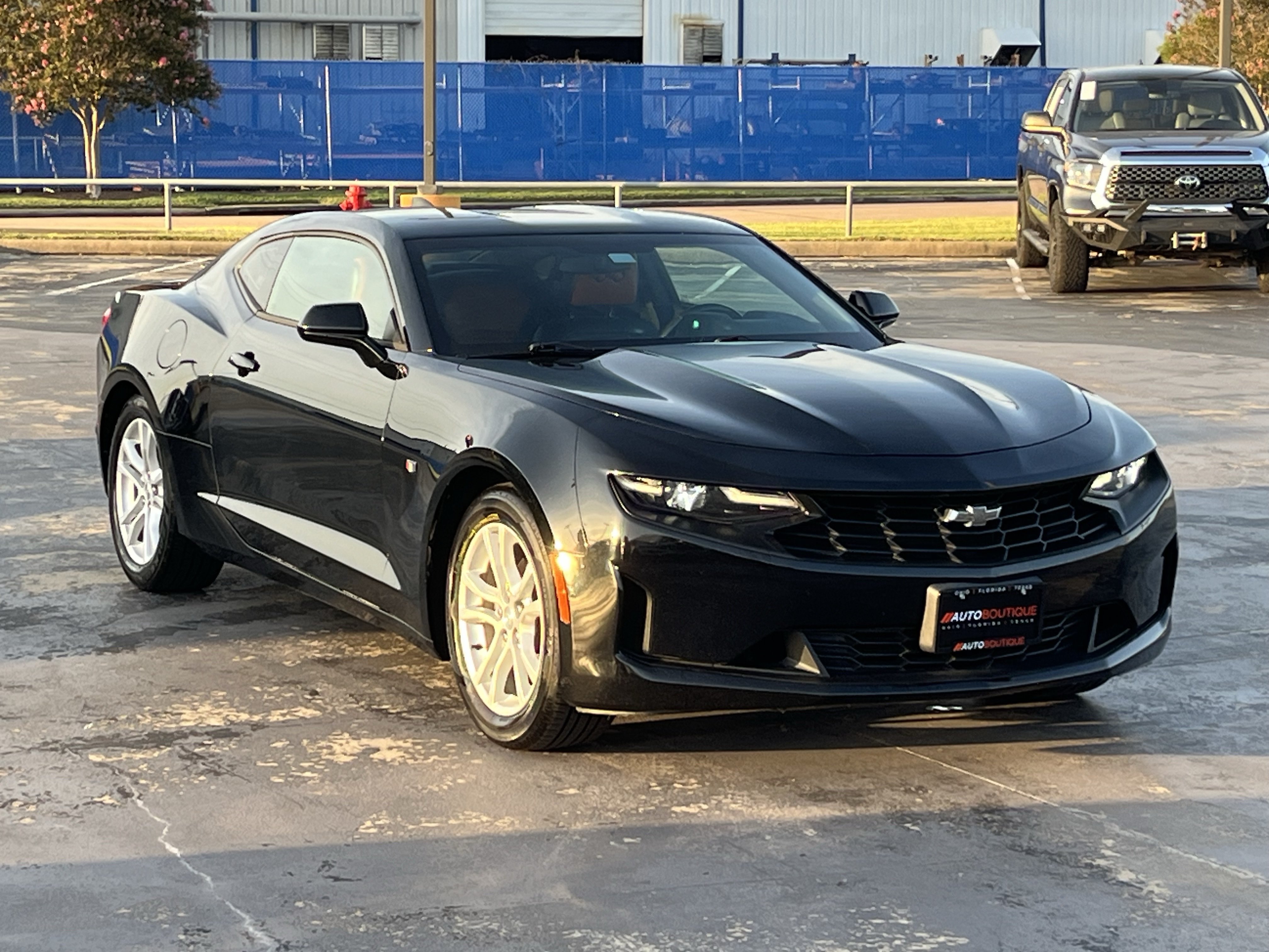 Used 2019 Chevrolet Camaro LS RWD image 5