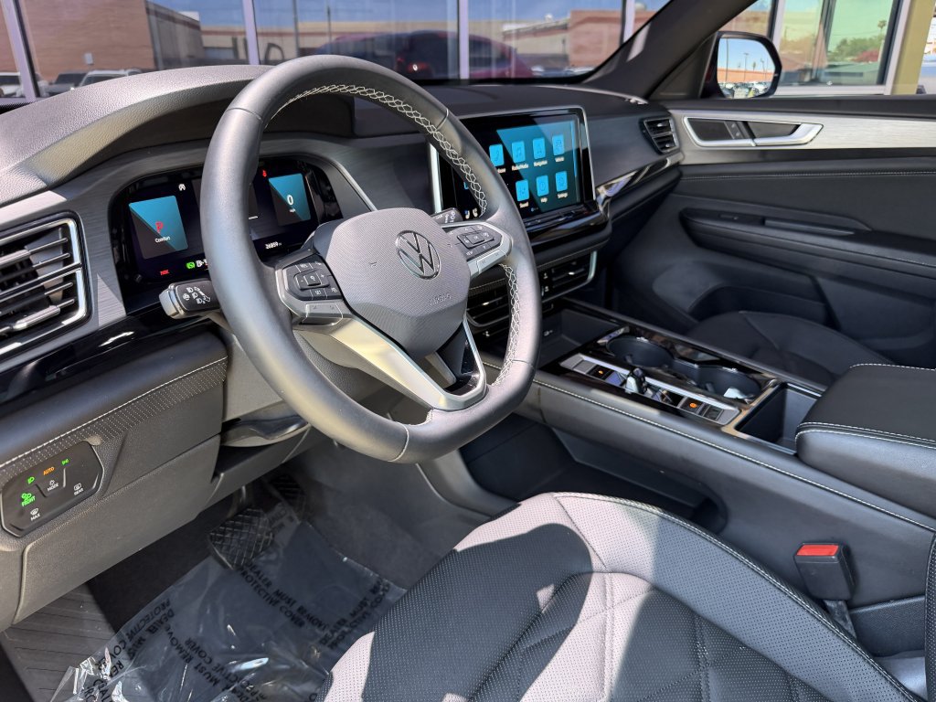 Used 2024 Volkswagen Atlas Cross Sport SE w/ Panoramic Sunroof Package FWD image 36