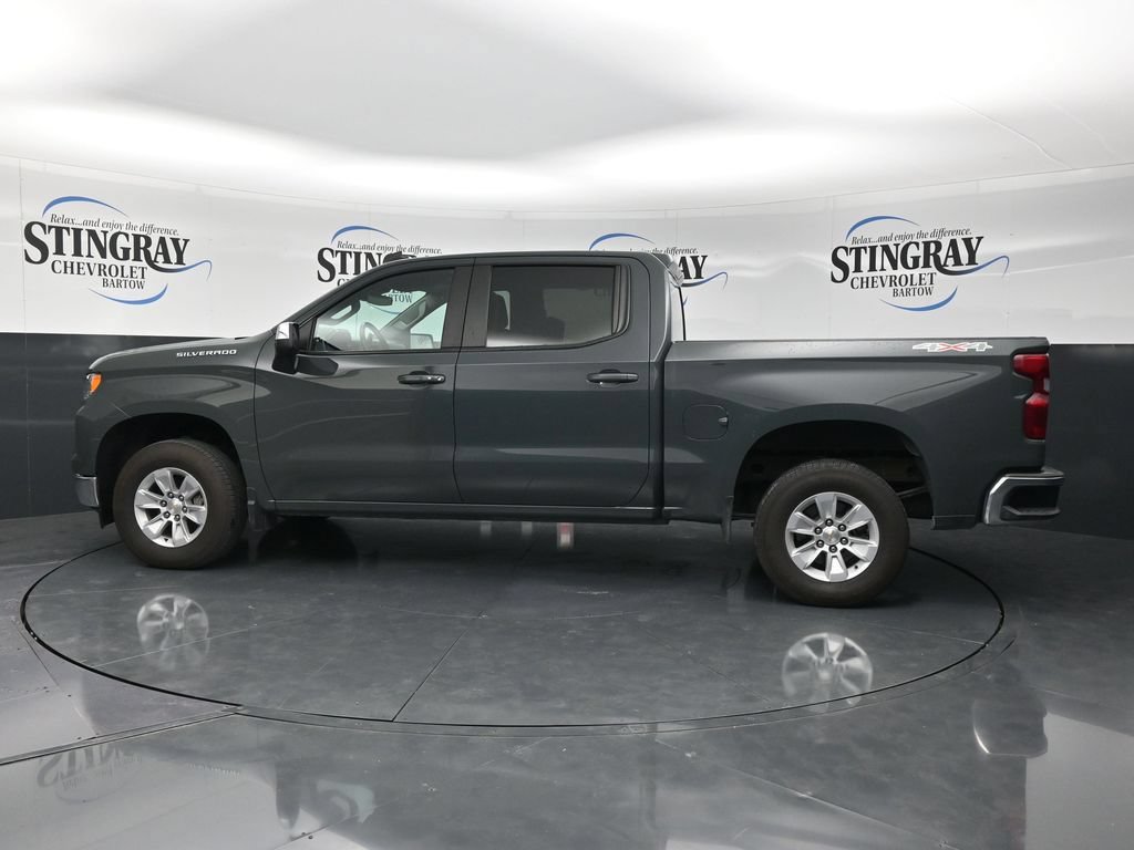 Used 2025 Chevrolet Silverado 1500 LT AWD/4WD image 5