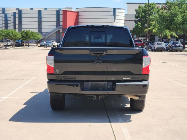 Used 2019 Nissan Titan SV w/ SV Convenience Package RWD image 6