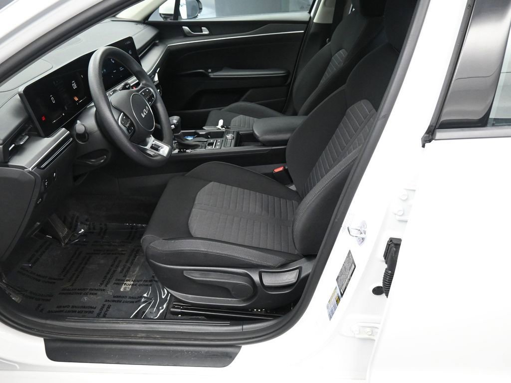 Used 2025 Kia K5 LXS image 26