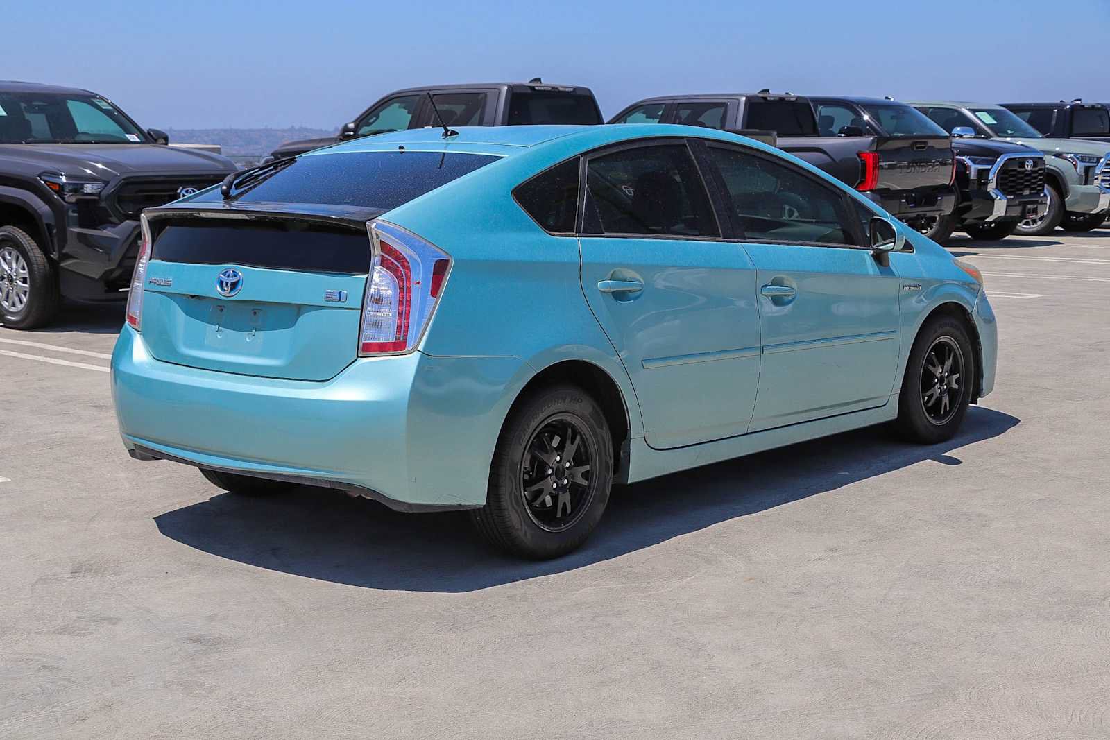 Used 2015 Toyota Prius Two FWD image 6