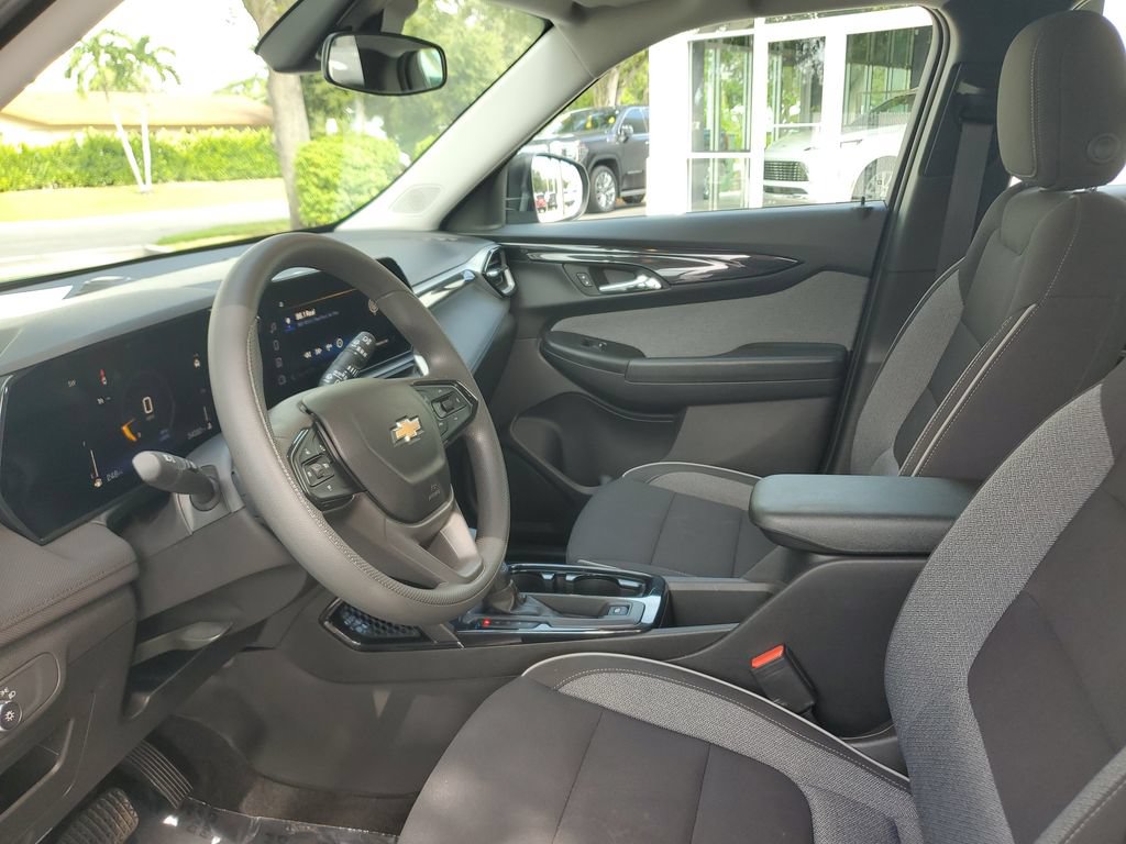 Certified 2024 Chevrolet TrailBlazer LS FWD image 22