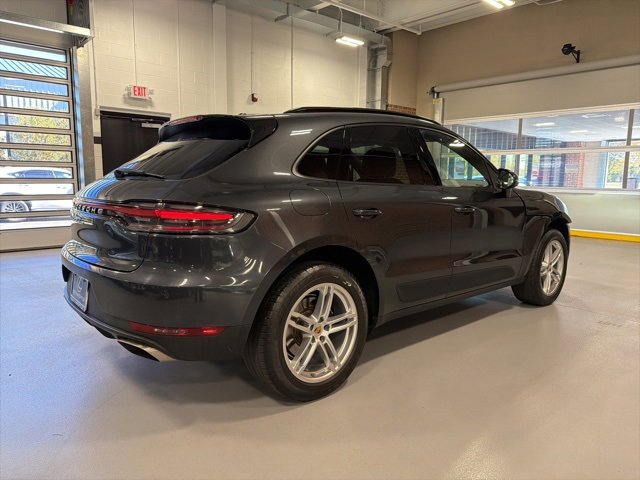 Used 2020 Porsche Macan image 8