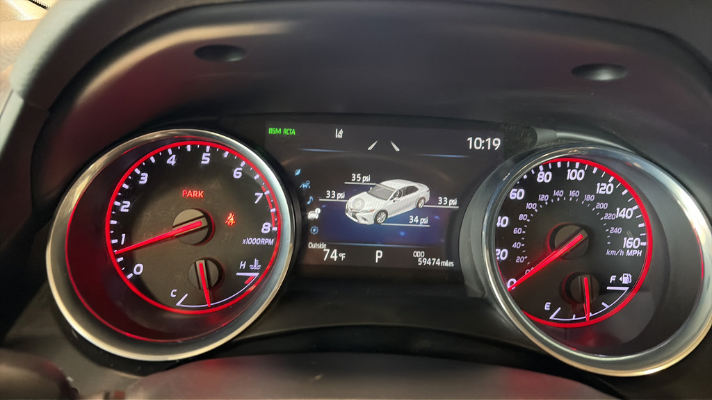 Used 2020 Toyota Camry XSE FWD image 27