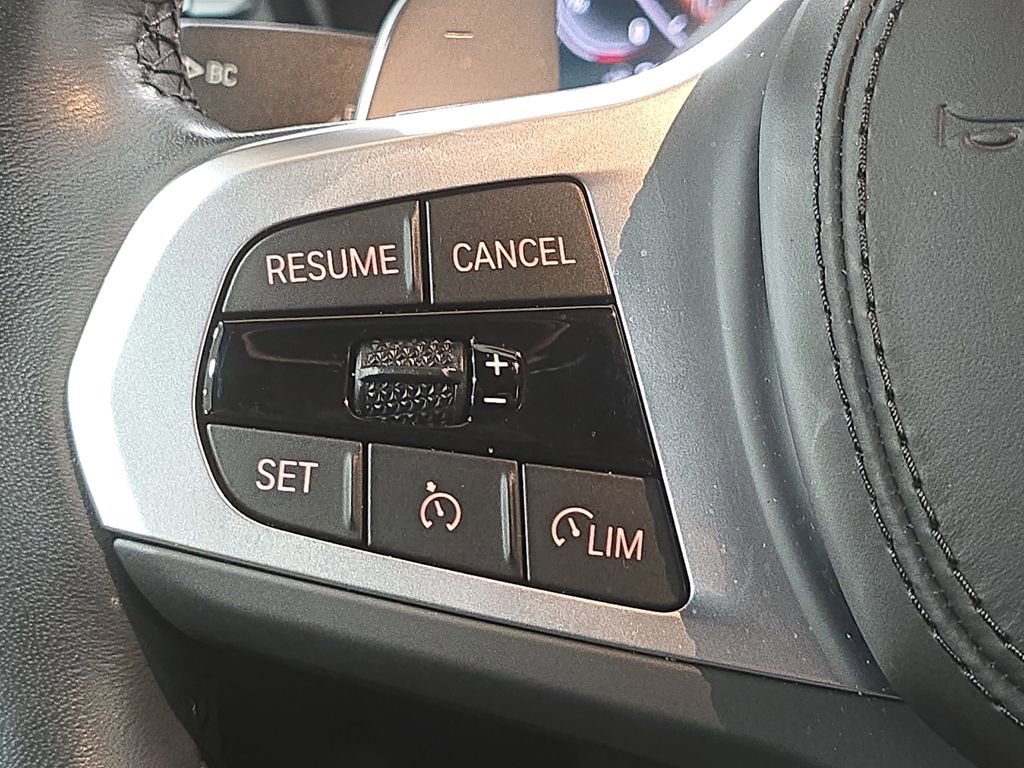 Used 2025 BMW X4 xDrive30i w/ M Sport Package image 14