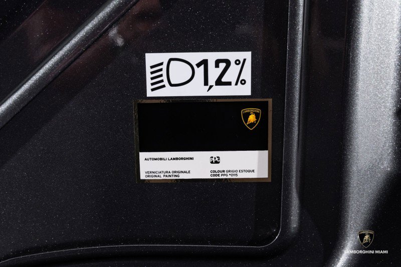 Used 2012 Lamborghini Aventador LP 700-4 image 7