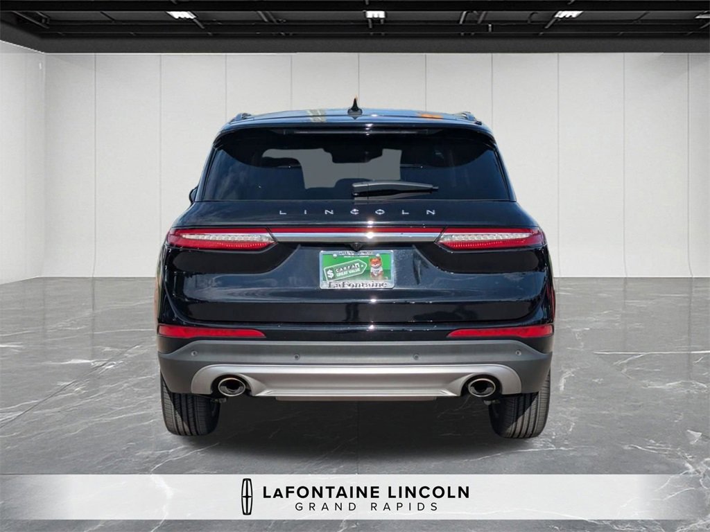 Used 2023 Lincoln Corsair Reserve w/ Equipment Group 202A image 4