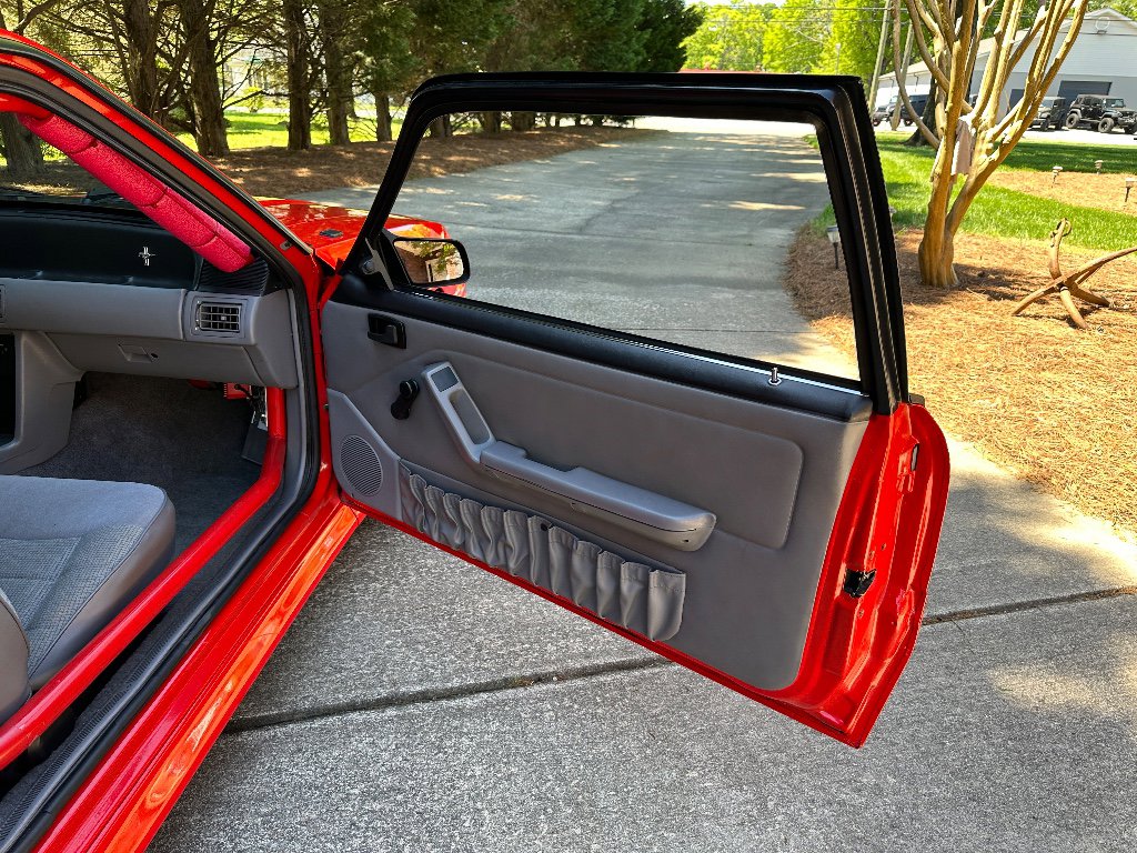 Used 1993 Ford Mustang Cobra image 55