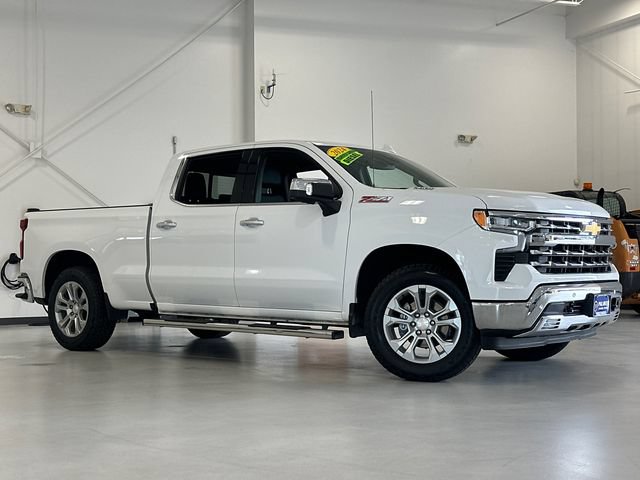 Used 2024 Chevrolet Silverado 1500 LTZ AWD/4WD image 2